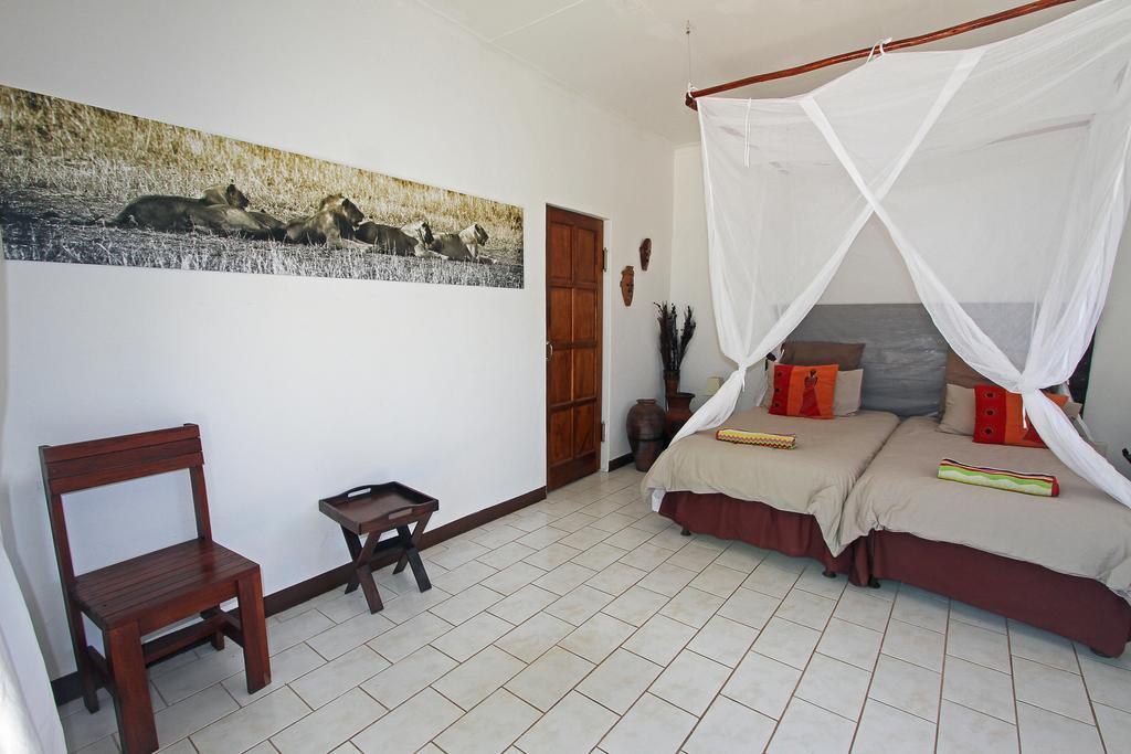 Normann Safari Bush Lodge Phalaborwa Esterno foto