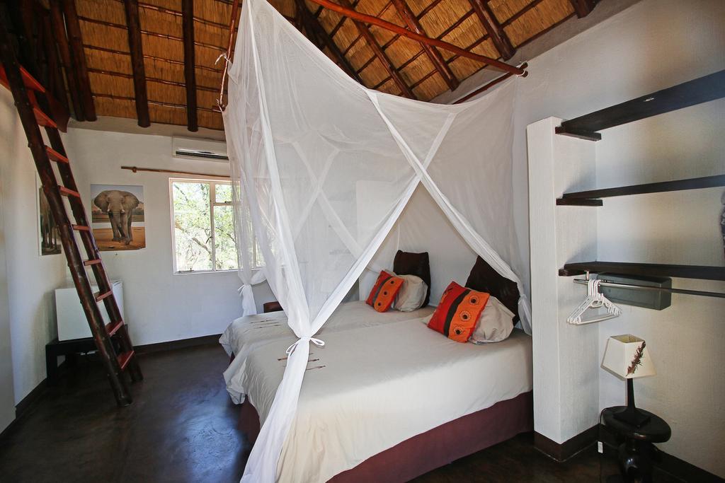 Normann Safari Bush Lodge Phalaborwa Esterno foto