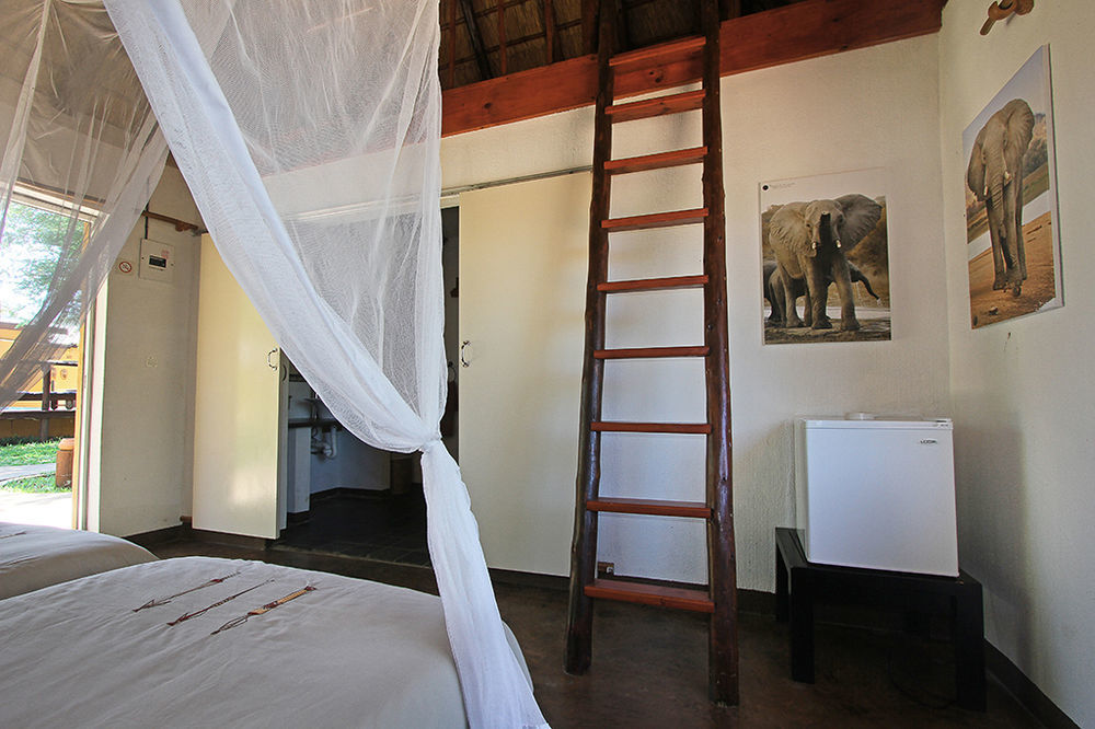 Normann Safari Bush Lodge Phalaborwa Esterno foto