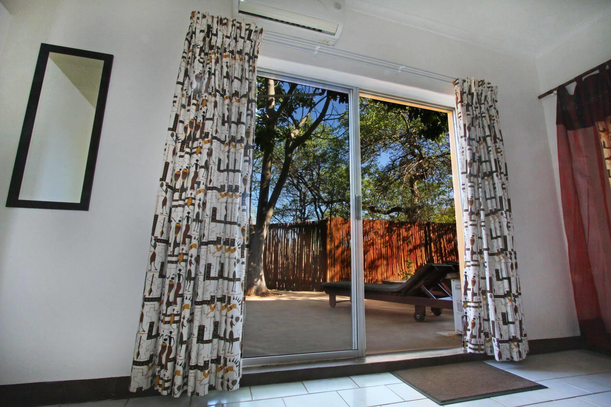 Normann Safari Bush Lodge Phalaborwa Esterno foto
